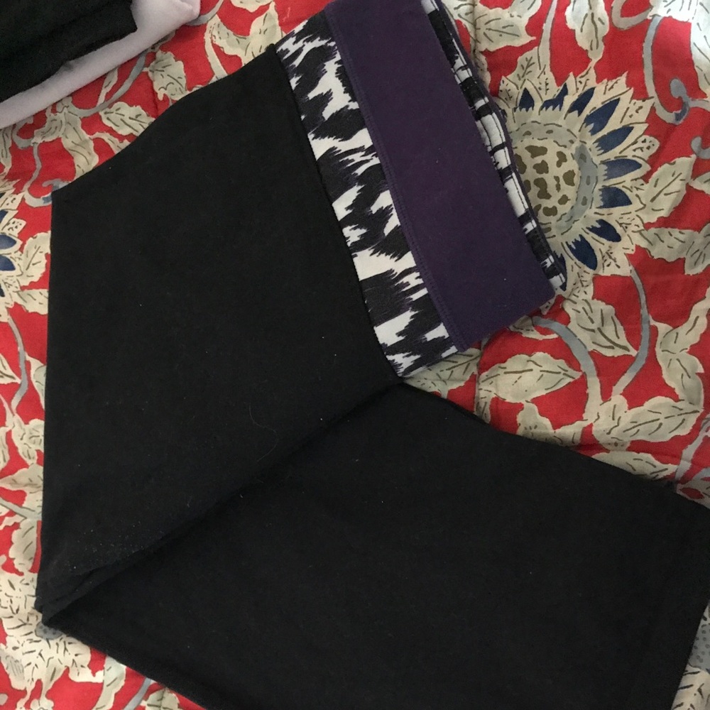 Lululemon crops size 10